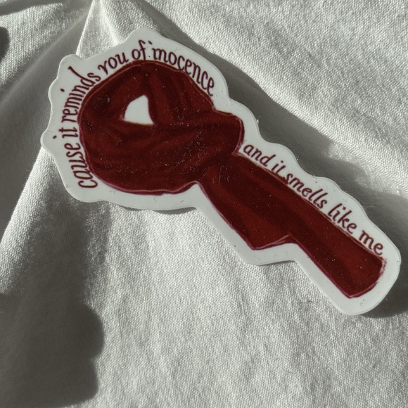 Swiftie lot - 3 pins and 3 stickers - Picture 7 of 7